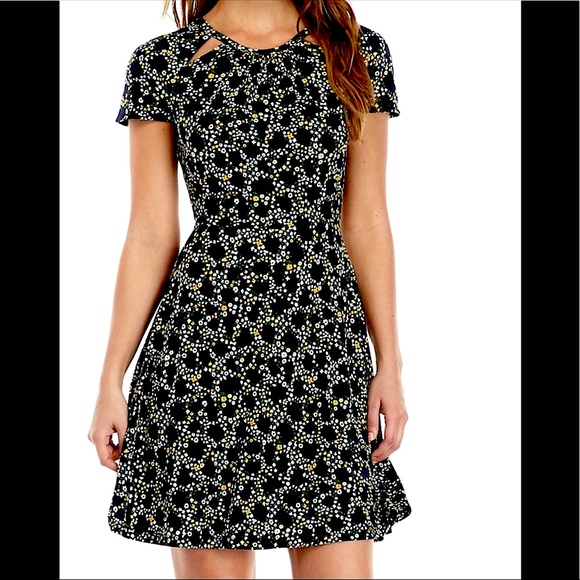 Michael Kors Dresses & Skirts - MICHAEL KORS brand new floral dress NWOT